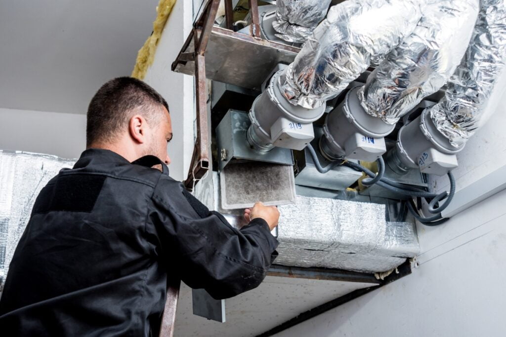 Hvac Summer Maintenance 2 HVAC Summer Maintenance for Commercial Businesses: Efficiency and Comfort Tips