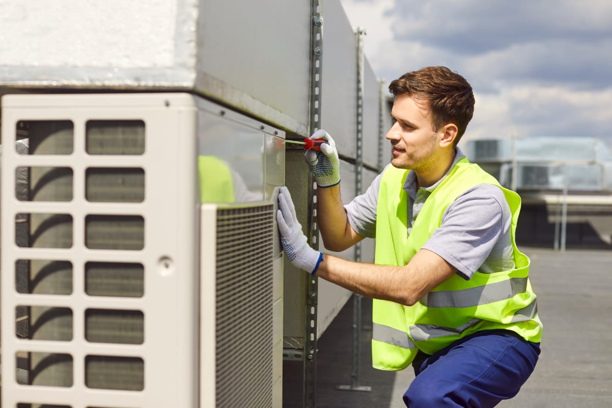 How Commercial HVAC Repair Services Help Businesses Avoid Costly Downtime 6 Commercial Hvac Repair Services 6 How Commercial HVAC Repair Services Help Businesses Avoid Costly Downtime